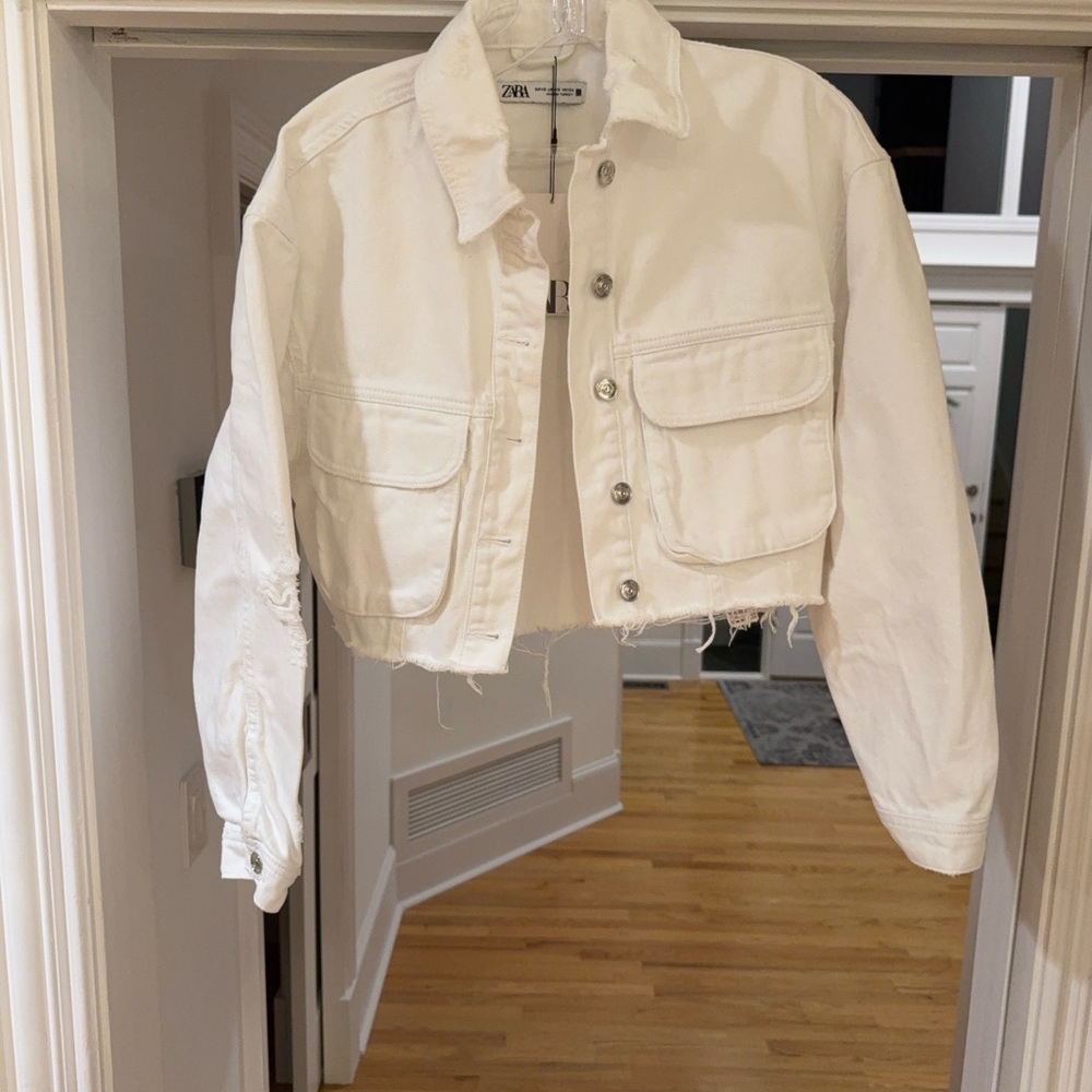 Zara Women's Off-White Cropped Jean Jacket